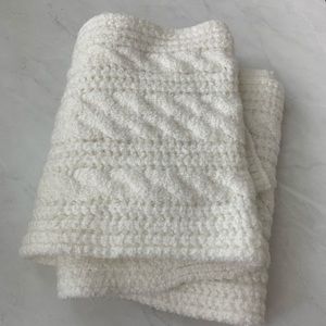 White/cream scarf